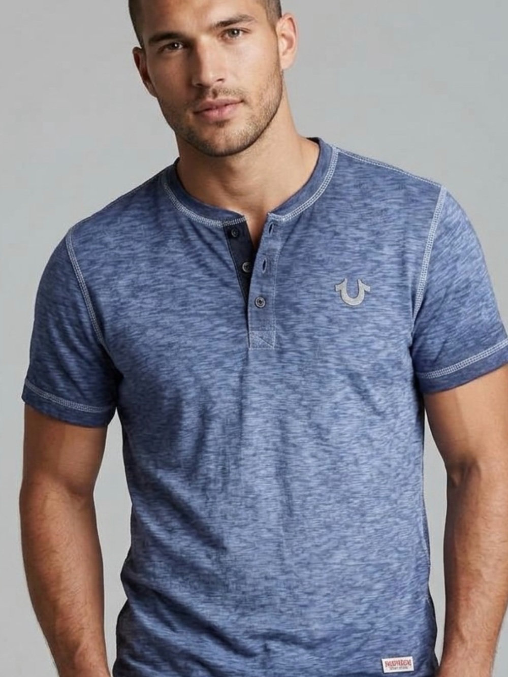 True Religion Men's Heather Blue Henley Short Sleeve Tee… Men’s SZ Small